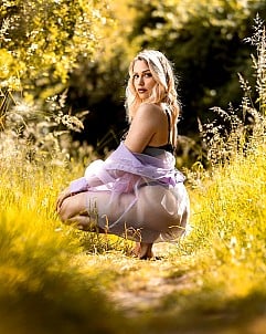 Mia Malkova gallery image 7 of 20