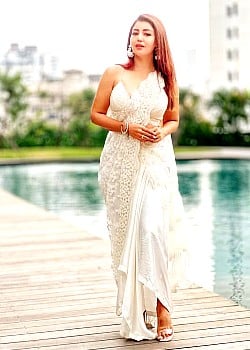 Debina Bonnerjee image 1 of 3