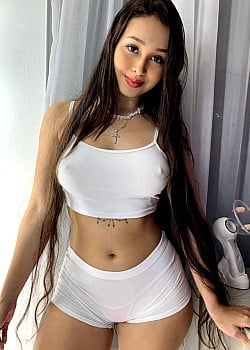 Johana Orozco image 1 of 4